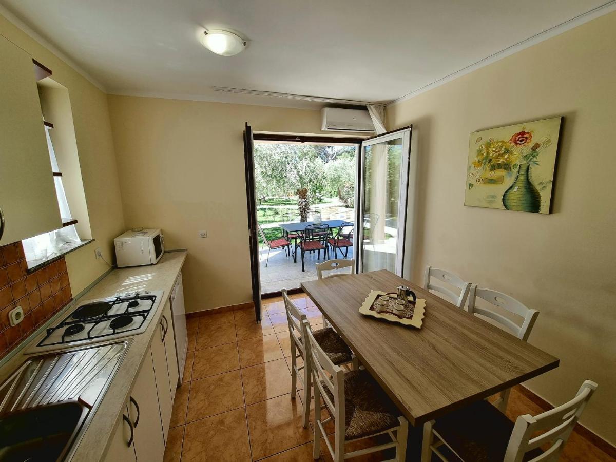 Apartments Ostrea - Ana Novalja Ngoại thất bức ảnh